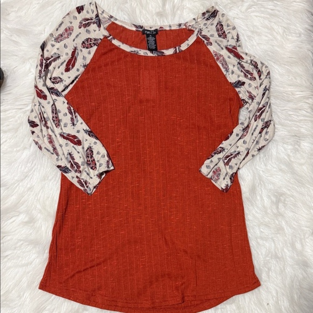 Rue21 Burnt Orange Raglan Top with Cream Feather-Print Sleeves